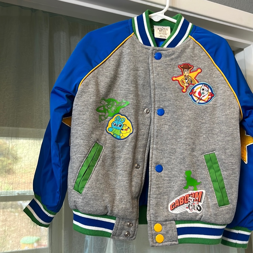 Toy story jacket, puffer jacket  boys size 4 nwt